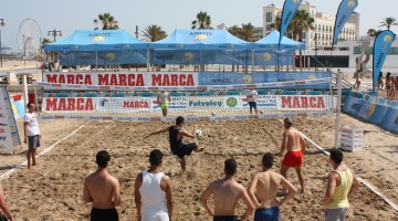 ENTRENAMIENTOS Y CURSOS PREVIOS AL INICIO DEL XVII OPEN CULLERA DE FUTVOLEY